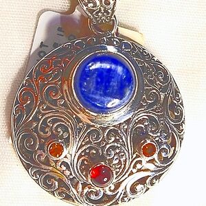 MEN'S - MEDALLION:(4) STONE/*TOP* KYANITE/*BELOW*ORISSA GARNET,(2)*BRAZILIAN CI…